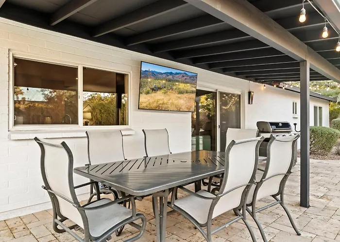 Stylish W Hot Tub, Heated Pool & Game * Phoenix