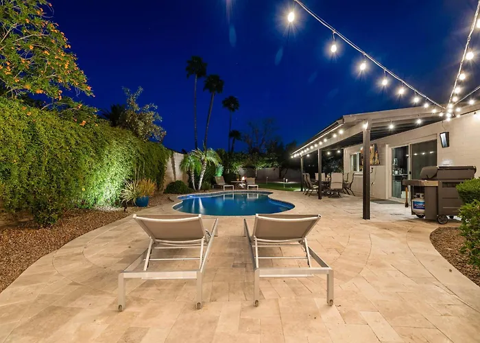 Stylish W Hot Tub, Heated Pool & Game Phoenix