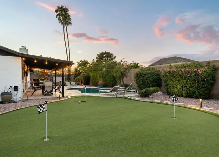 Ferienhaus Stylish W Hot Tub, Heated Pool & Game Phoenix
