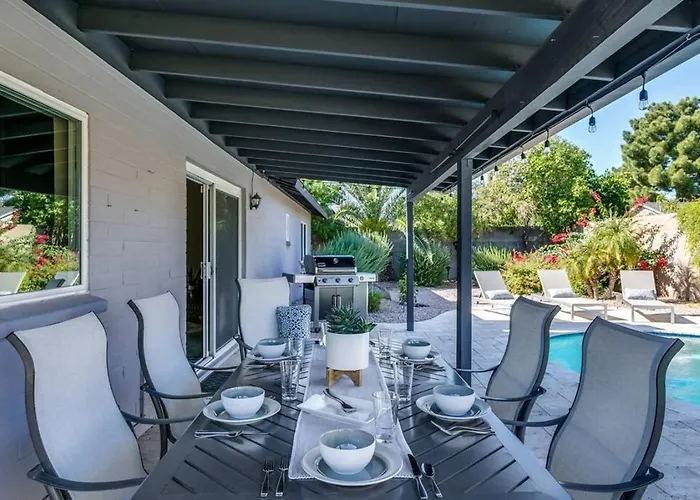 Ferienhaus Stylish W Hot Tub, Heated Pool & Game Phoenix